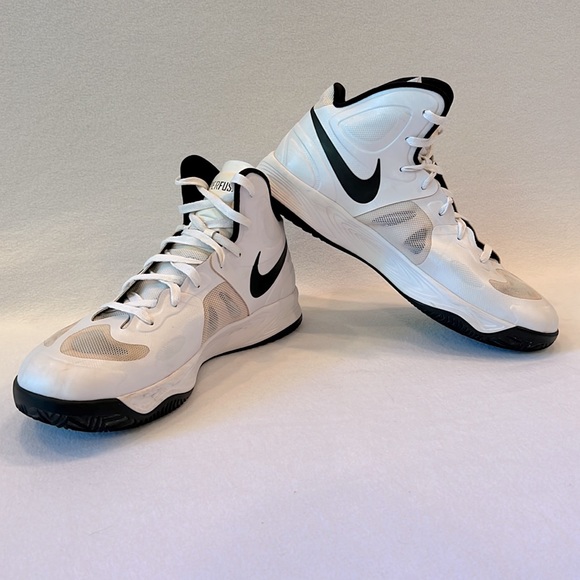 Nike Zoom Hyperfuse 2012 White Black High Top Basketball Shoes 11.5 GUC - Picture 4 of 11
